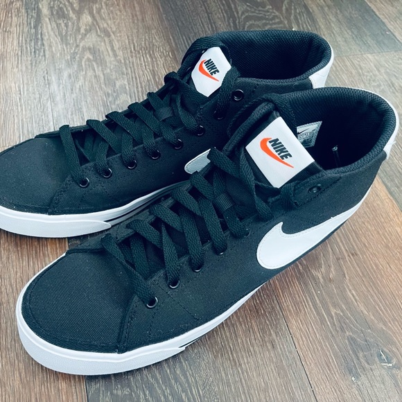 Nike Womens Court Canvas Sneaker Size 11 - Picture 8 of 8